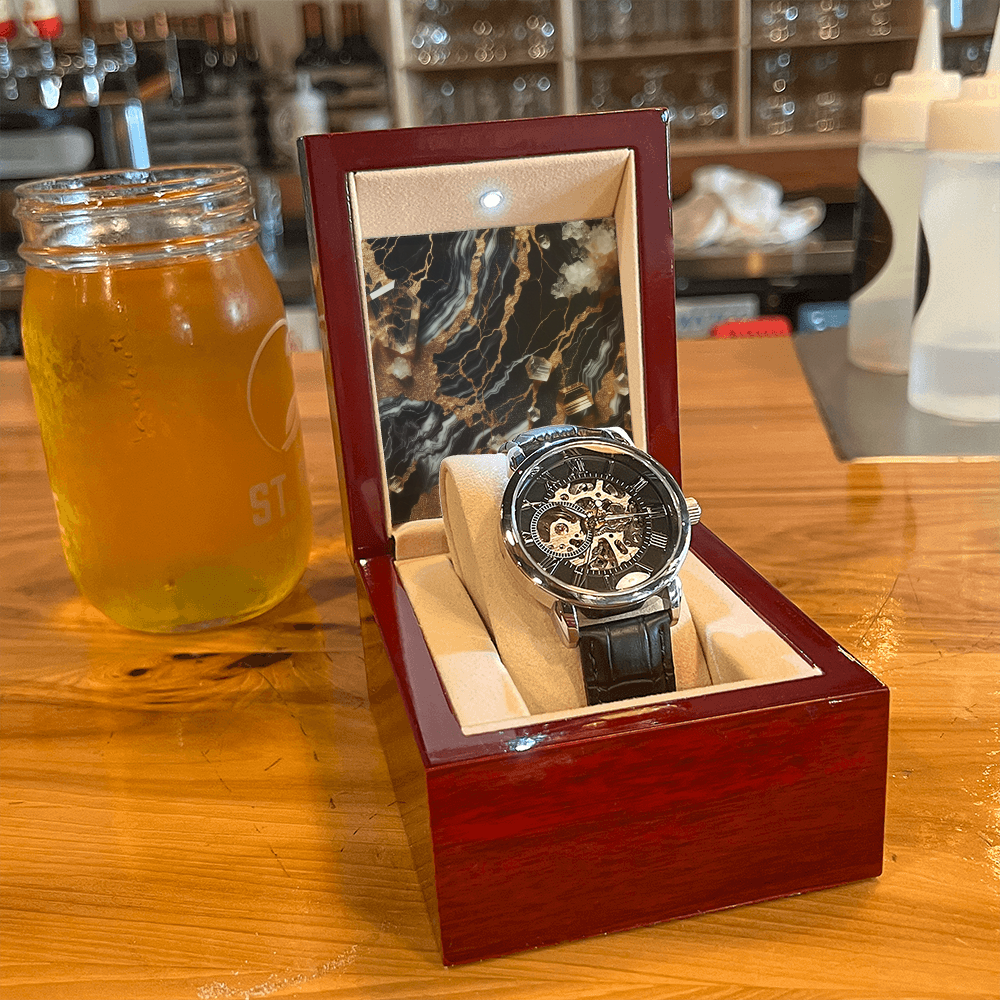 Durchbrochene Uhr